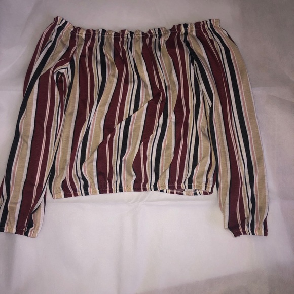 Crop top - Picture 1 of 1